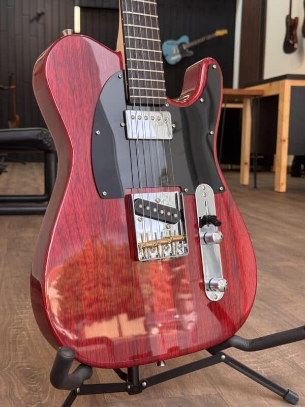 Chaf Guitar Cali